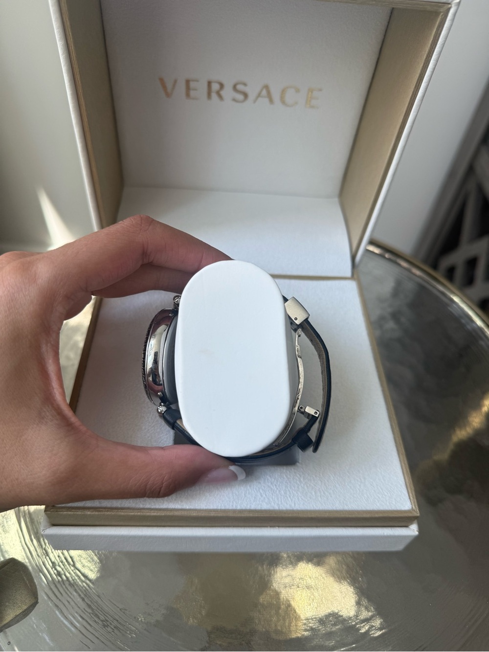 Versace Watch - Picture 3 of 8